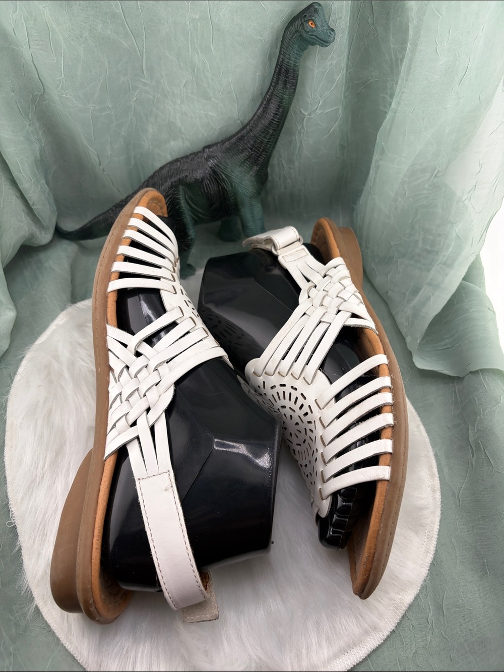 Naturalizer Women's Wendy White Woven  Leather Sandals | 8M - Picture 3 of 12